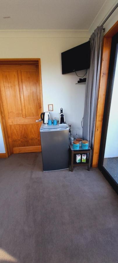 Hill Top Retreat Lower Dashwood Esterno foto